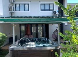 Contours Platinum Peak , Victoria Falls, hotel di Victoria Falls