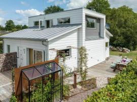 Bolmen, hotel in Färjestaden