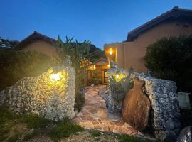 魔神のつぼ, Hotel in Nakijin