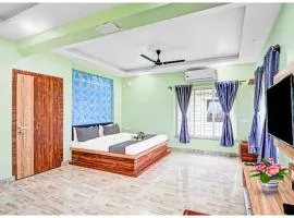 HOTEL PREMIUM AVRO Near Children Park KOLKATA