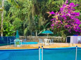 Chalés Suítes Ubatuba Paradise Toninhas, hôtel à Ubatuba