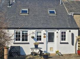 3 Knocknaha Cottage, hotel sa Campbeltown