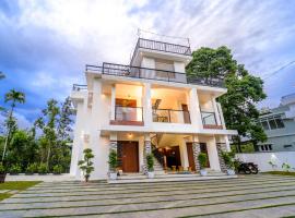 Oasis Apartment with Pool in Vythiri, hotel in Vythiri