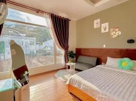 Quang Minh Dalat Hotel