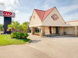 OYO Hotel Dundee By Crystal Lake