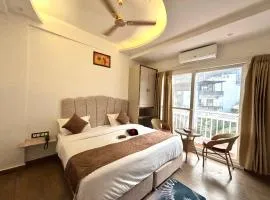 Check Inn Homes, Rishikesh Tapovan