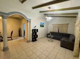 Exclusive Platinum House 2HA, hotelli kohteessa San Pedro Sula