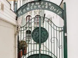 Панський Двір 2