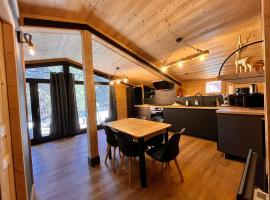 Chalet l'Epicéa T3 sous les pins avec Terrasse & Jardin à 5 min à pied des pistes P2 et commerces, hôtel à Bolquère-Pyrénées 2000