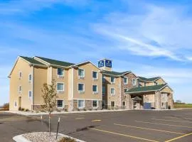 Cobblestone Hotel & Suites - Eaton