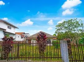 OYO Life 92694 Kost Nino