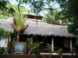 Hotel Les Boucaniers, hotel di Ambatoloaka