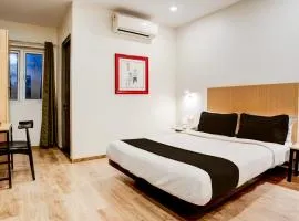 Super Townhouse Ulsoor Near Halasuru Metro Station