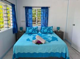 Chez Guy , chambre familiale,位于Tiputa的酒店