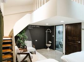 Shishi Homestay, hotel v destinaci Wujie