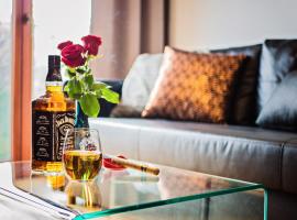 Warta Riverside & Old Town Luxury Residence, hotel in Poznań