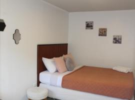 Habitación con baño privado independiente, hotel v destinaci Santiago