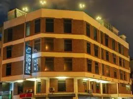 Hotel O Crossroads Hotel