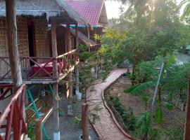 Setha About The World Homestay & Scooter, hotel in Battambang