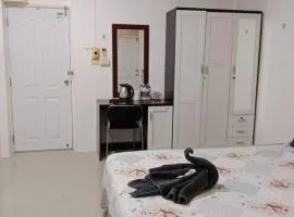 บุญสุขแมนชั่น