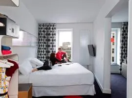 Hotel Gat Point Charlie