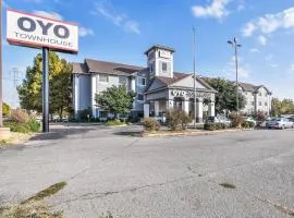 OYO Townhouse Oklahoma City Airport