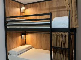 Hostel Welcome Benidorm, hotel v destinaci Benidorm