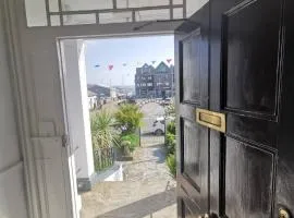 The Falmouth Townhouse