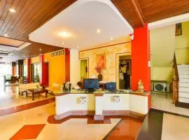 Super OYO Townhouse Oak Maxi Hotel Legian