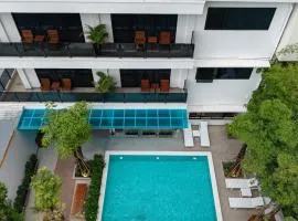 Smile Boutique Hotel By EHM
