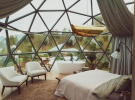 KUUL STAY - luxury domes, Hotel in Virtsu