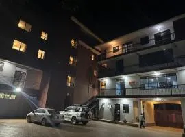 Jinna Suites Hotel