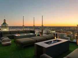 Moxy Columbia Downtown