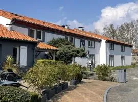 Kyriad Bordeaux Lormont