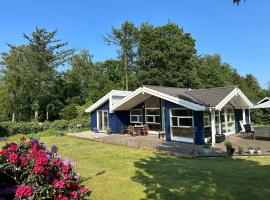 Vejby Strand cabin near beach & Heatherhill - 101 m2, ξενοδοχείο σε Vejby