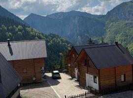 Villa Te Ibra - Rugovë โรงแรมในเปเย