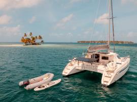 Enjoy Sailing Experience, hotel in El Porvenir