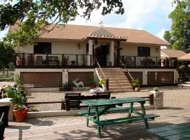 CROOКED TREE LODGE Belize