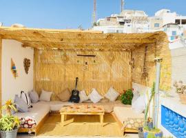 Itri Surf Hostel Taghazout, hotel v destinaci Taghazout