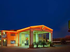 Super 8 by Wyndham San Antonio/Riverwalk Area, Hotel in San Antonio