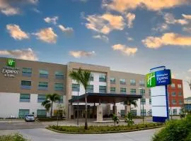 Holiday Inn Express & Suites Diamond by IHG