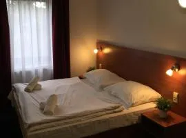 Hotel ELMA