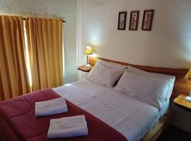 Cabañas Lignum Tiny House, hotel in La Granja