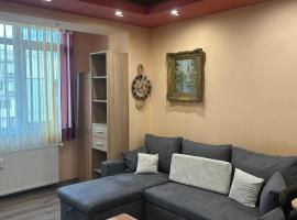 Heart of Pernik apartment 2, hotel in Pernik