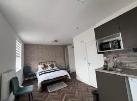 Dalston Luxe Studios