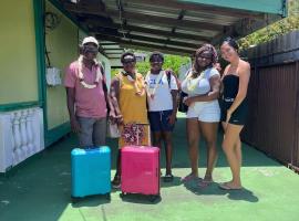 Honotua Lodge, hotel v destinaci Maupiti