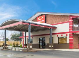 Econo Lodge Inn & Suites I-35 at Shawnee Mission, hotel v destinaci Overland Park