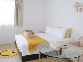 June I 國華街住宿, hotel in Tainan