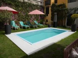 Hotels Collect Adriana Monet