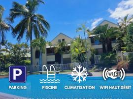 Le Soa - piscine - jardin - parking - clim - wifi, hotel a Saint-Gilles-les Bains